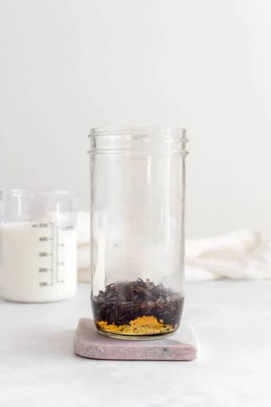 Cách làm trà sữa ủ lạnh - Cold Brew Milk Tea tại nhà