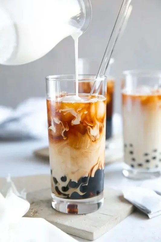 Cách làm trà sữa ủ lạnh - Cold Brew Milk Tea tại nhà