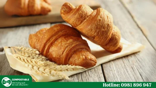 Làm croissant trứng muối bằng giấy nến nướng bánh đơn giản