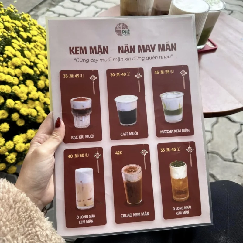 Menu Cafe Tết nổi bật hút khách và một số lưu ý cho chủ quán 