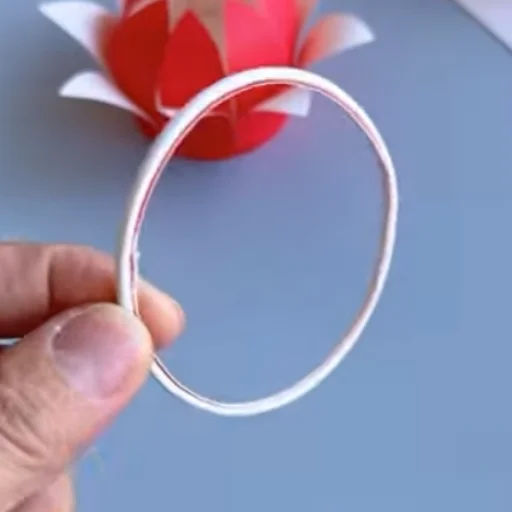 Cách làm lồng đèn bằng ly giấy đơn giản, đẹp mắt