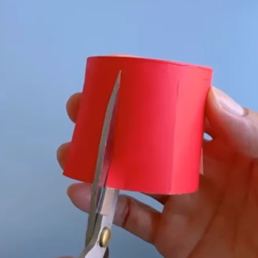 Cách làm lồng đèn bằng ly giấy đơn giản, đẹp mắt