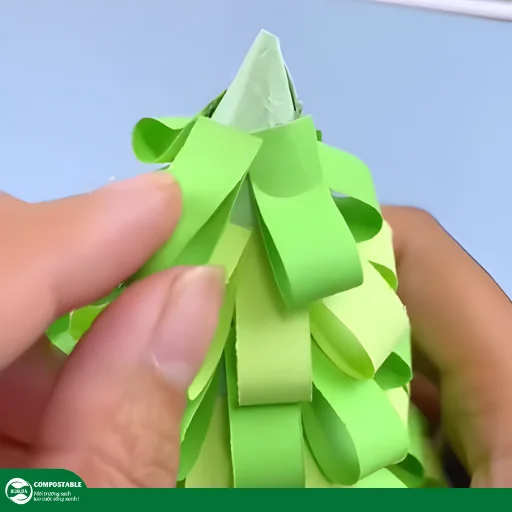 4 Cách làm cây thông mini bằng giấy siêu đơn giản, đẹp nhất cho mùa Noel