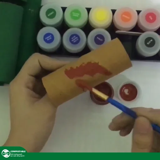 Cách làm cây thông Noel bằng lõi giấy vệ sinh đơn giản, độc đáo, thân thiện với môi trường